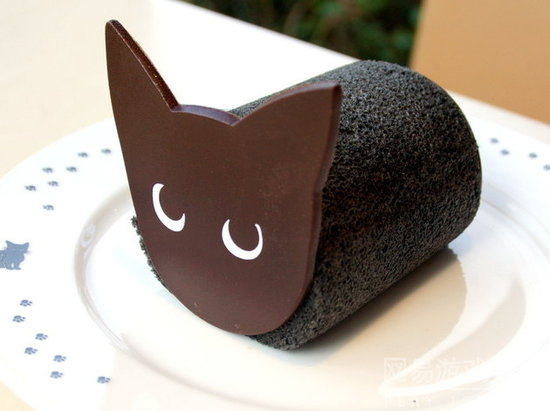 黑猫滚滚主题蛋糕（3）