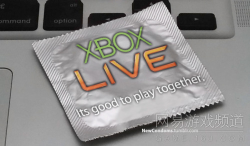 商人们也看到了套套包装上的无限广告商机，套套包装上的广告词怎么看，都让人觉得邪恶：Xbox Live——一起游戏才是最好的