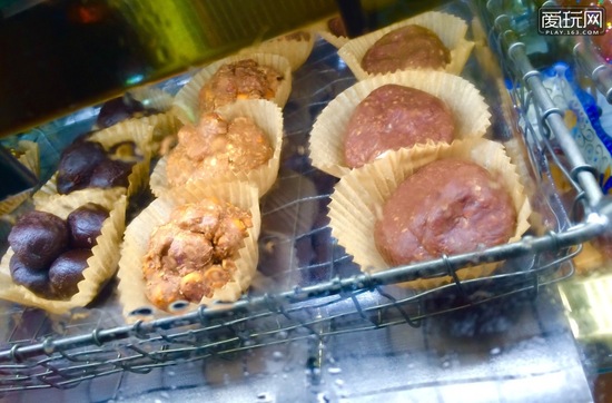 甜点师父还制作了几款动物粪便型甜点（3）：河马，绢毛猴。