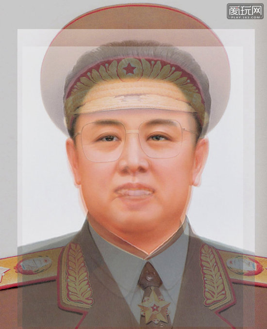 把各国领导人的肖像层层叠加，你会看到某种有趣的相似性，并从中体会到一种权力的美学（6）：1972年至2008年的所有朝鲜领袖。